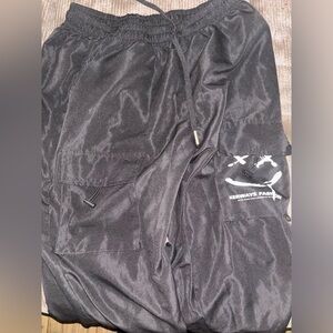 A black cargo pants xl
